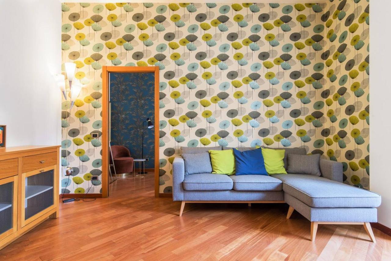 Colored And Spacious Flat Close To Navigli By Easylife 밀라노 외부 사진